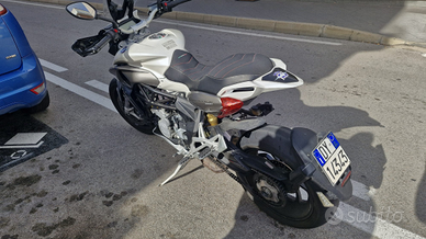 Mv agusta stradale 800