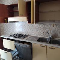 Cucina completa di elettrodomestici