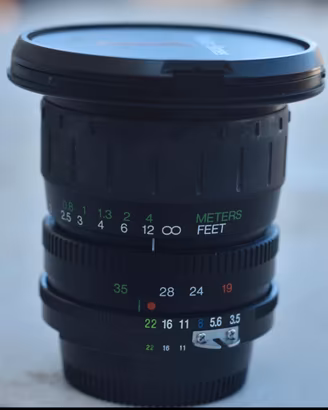 Vivitar serie 1 mf  19 35 f 3.5 attacco Nikon AI