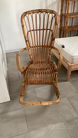 Sedia a dondolo in vimini midollino