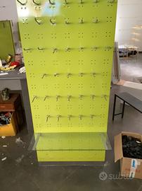 Arredo per negozzio da parete