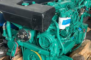 entrobordo VOLVO 357 hp diesel