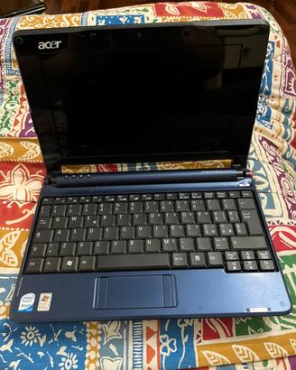 Acer aspire one