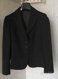 Tailleur Seventy nero elegante