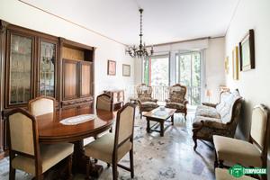 TRILOCALE CON BOX E CANTINA
