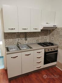 Vicinissimo alla rinomata spiaggia di Serapo