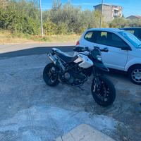 Ducati Hypermotard 796 A2