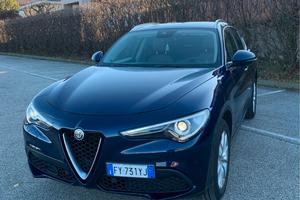 Alfa Romeo Stelvio 2.2 Turbodiesel 190 CV AT8 RWD 