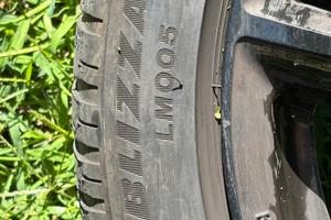 Cerchioni auto con gomme invernali