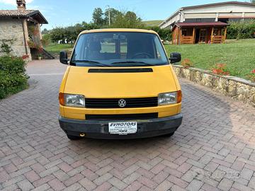 Volkswagen Transporter 2.4 D PC Furgone Vetrinato