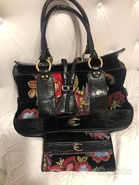 Borsa cavalli e portafoglio