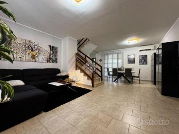VILLA A SCHIERA A MEDIGLIA
