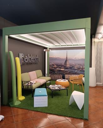 PERGOLA AUTOPORTANTE CON TELO A IMPACCHETTAMENTO