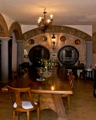Tavoli di vari generi