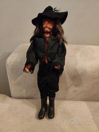 Bambola furga corsaro nero vintage