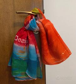 •Foulard Desigual•