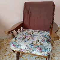 poltrona bassa in legno