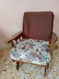 poltrona bassa in legno