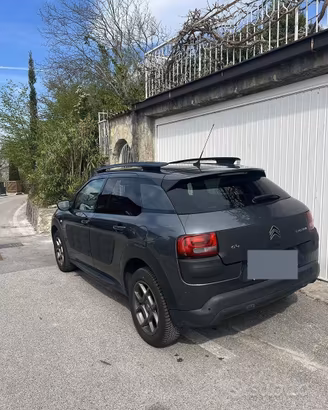 Citroën C4 Cactus 100CV – NEOPATENTATI OK
