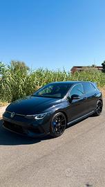 Golf R
