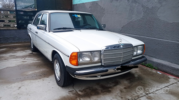 Mercedes W 123 200 benzina/gpl 1982