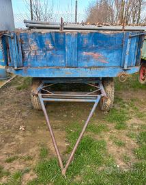 rimorchio  agricolo  trattore 