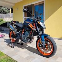 KTM DUKE 890 R