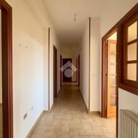 4 LOCALI A PARTINICO