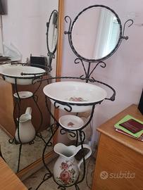 Lavabo in ferro battuto