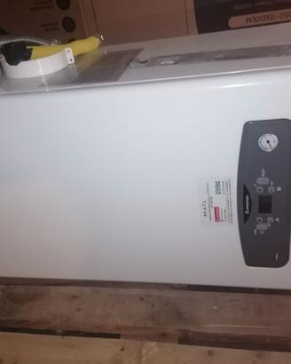 Caldaia Ariston Cares S 24 + accessori
