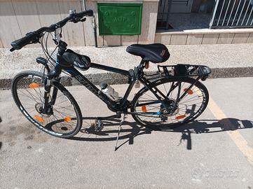 Bicicletta marca Bottecchia mod. Lite Cross