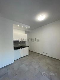 Tomba di nerone monolocale con terrazzo