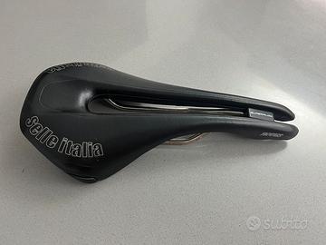 Sella Selle Italia Novus Endurance Superflow