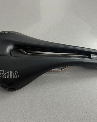 Sella Selle Italia Novus Endurance Superflow