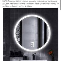 Specchio con illuminazione frontale