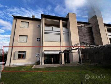Immobile in asta di 167 m² con 3 locali e box auto