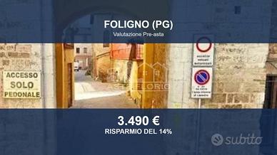 Immobile in asta di 16 m² a Foligno