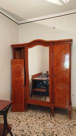 Armadio  e letto impiallacciato con legno di rose