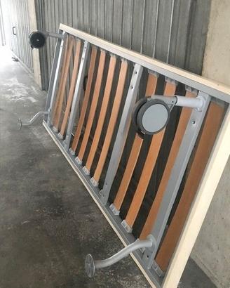 STRUTTURA LETTO CON 2 RUOTE