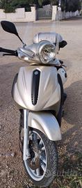 scooter Beverly 500