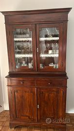 Credenza antica
