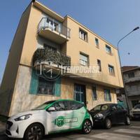 ULTIMO PIANO IN PICCOLA PALAZZINA DA POCO RISTRUTT