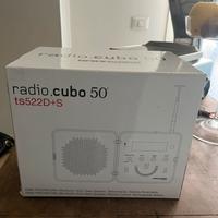 Radio cubo Brionvega bianca