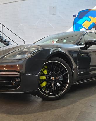 Porsche Panamera Sport Turismo 4.0 Turbo S e-hybri
