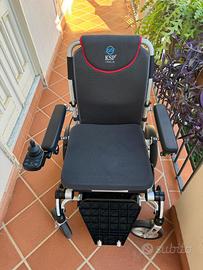 Sedia a rotelle-carrozzina elettrica