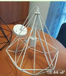 lampadario moderno colore bianco 