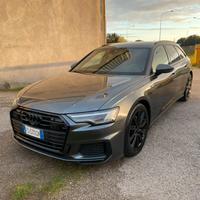 Audi A6 4.0  Sline total black