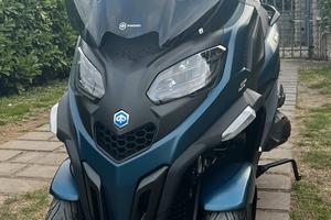 Mp3 530 exclusive tre ruote, full optional