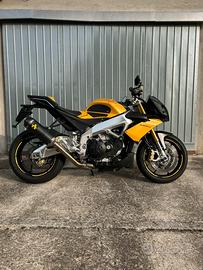 Aprilia tuono v4 r 1000 APRC 2011