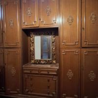 Armadio in legno massello